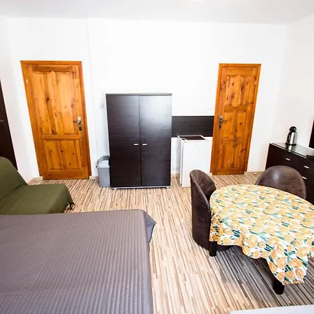 U Huberta 2 Blisko Morza Apartment Miedzywodzie Exterior photo